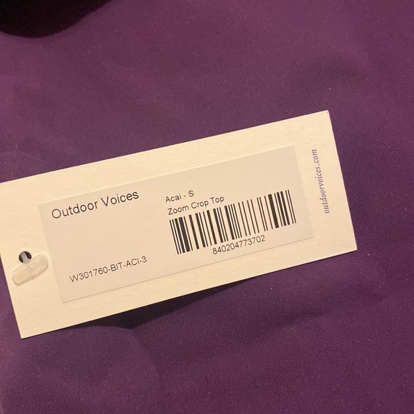 NWT Outdoor Voices Super Form Zoom Crop Top Sz M Acai w Built In Bra - Picture 5 of 6